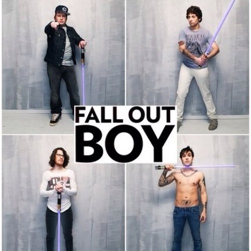 14luvs 3oh3 falloutboys and crap like that follow me and i will follow back