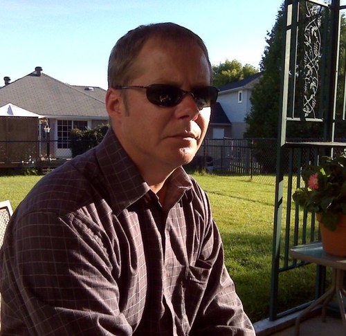 darrin916's profile picture. 