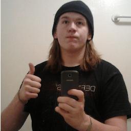 26, Las Vegas, metalhead. Ave satanas.