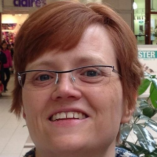 Mom to 3 busy kids, advocate for public health et la langue française en Alberta. Love classic music - especially country!
