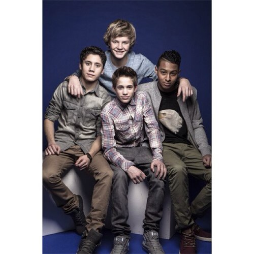 Als je een fan bent van Mainstreet...Dan zit je hier goed♣Als je ons volgt dan zien we of je fan bent♣En misschien ziet mainstreet dan ook dat je fan bent♣