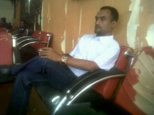 saya selalu ikhlas dengan apa yang kamu lakukan, tapi saya sulit mengikhlaskan ketika kamu mulai berbohong