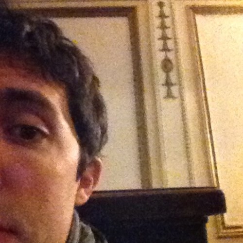 Coffee, guitar and a band on the run. Tweets are my own.