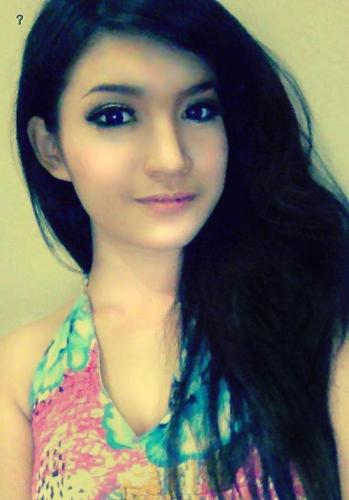 Christinaweiii's profile picture. 