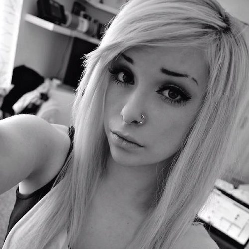 Im Emma and I LOVE THE WANTED...thats all you gotta know from meh:) btw, dont you dare fuck with my men...(The Wanted) -.-