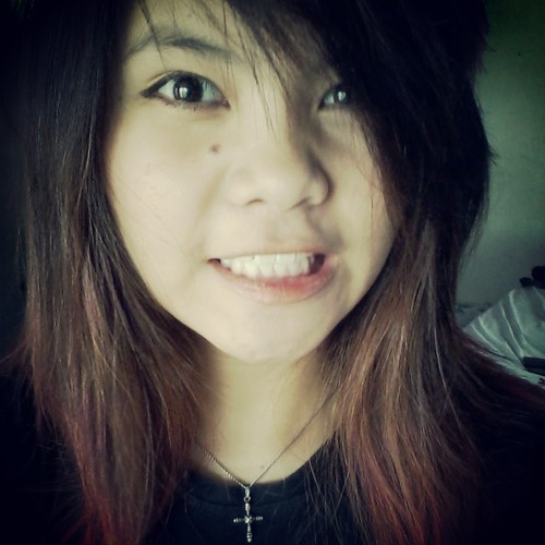 Chinay · 17y/o · 5'3 · C.E. · 2ndYrC · MALUPET! 3 · IG: crystelong ·