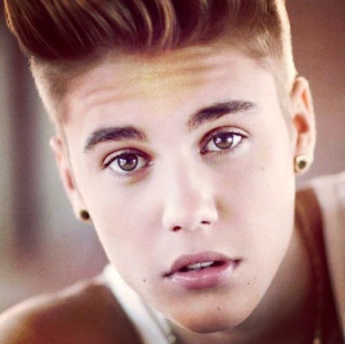 I love you ❤ isn't that enough reason to make follow me !! I follow everyone back ;) belieber foreverlove u justin