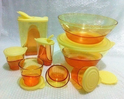 Local n overseas tupperware