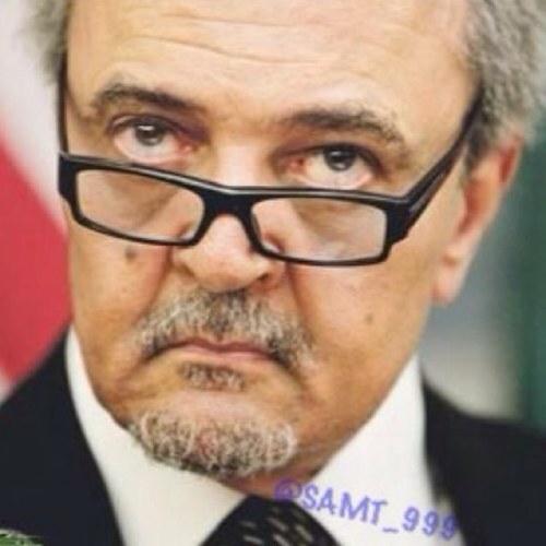 الله خلقنيُ ( حـر ..) واللي عجبته اليوم ، ماهوب لازم بكره / اعجبــه . . .( لآ أُشبهُ أحْد ، ( هُم يتصنعوننيَ ) )🇸🇦