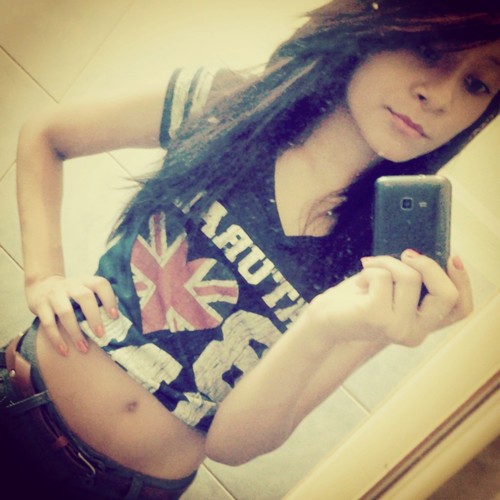 / 18anos,geminiana*   Biipolar :):