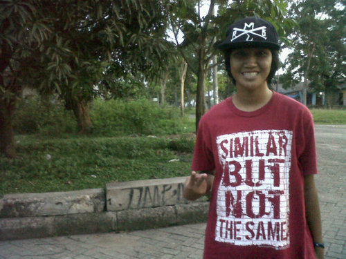 my name is Raden ngoer :D | WLG 10 Multimedia 1 | ♥ Chelsea ♥ Frank Lampard 8 ♥ | 21.02.1997 :) | ♥ Sayang banget sama ade gua @gembele25 :* ♥
