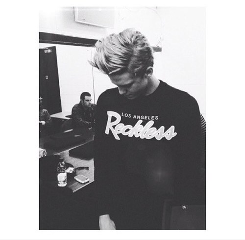 ilove cody simpson hes so fit❤❤❤