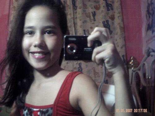 Amo musicas Danças...E sou muito fãn do Justin Bieber...