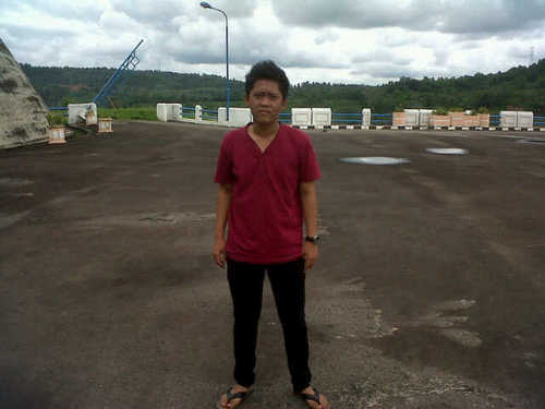 Pengen ngebahagiain kedua orang tua :) pin:290100B1