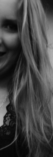 Musik, Träning, Dyslexi. Tweets på olika språk. Mina åsikter + bilder. Reetweets å.  PeaceN'Love/Linn