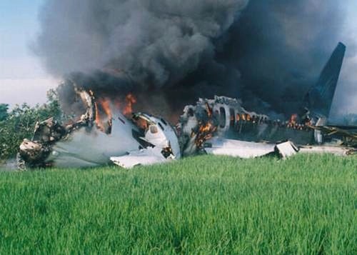 Indonesian Shit Aviation, mengungkap kebusukan dunia aviasi Indonesia, demi kemajuan dan keselamatan penerbangan Indonesia.