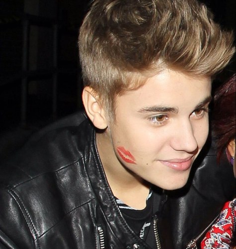 Im in love with this 19 year old teen. Blonde hair, brown eyes, his voice, his heart, his love, his everything that makes him perfect to my eyes. He is JB 