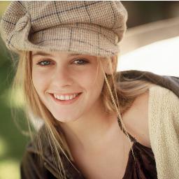 MaranathaZombic's profile picture. I love chocs!