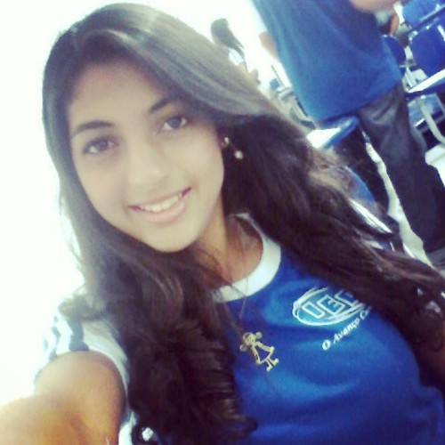 follow-me, I follow back . mas se for pra mim seguir e depois me unfollow, nem me siga! insta; @samelacardoso