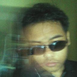 Hi, nice to meet ya... (^_^'). Jom Bertwitter. lets follow2.