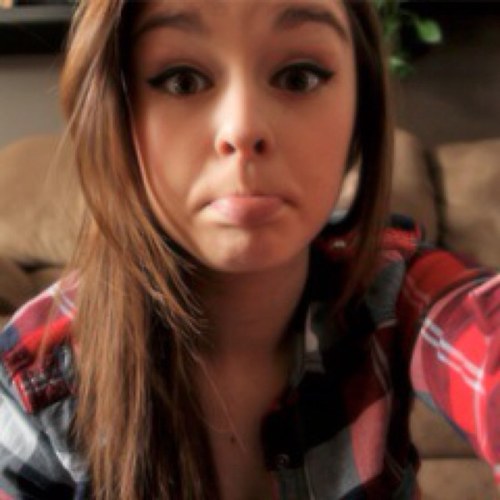 xinfinitethings's profile picture. « Quien te odia, es porque un día intento ser como tú y no pudo. » {Luis, je t'amie♡.}