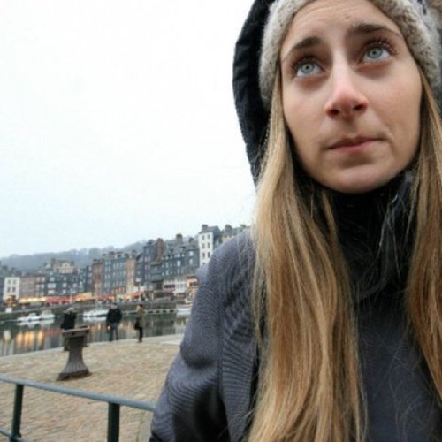 Iamloramartin's profile picture. Black ink never blue