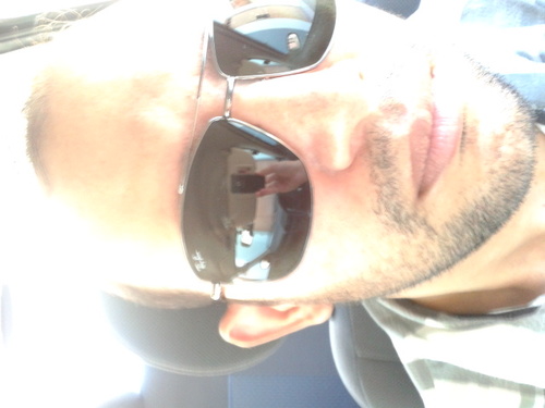 I'll pretend that i'm kissing
The lips i am missing
And hope that my dreams will come true