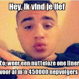 Gezellige tweets over de grootste mongool van twitter @MounirTweets, gaarne met een korrel zout nemen... Wil je FB vraag het dan ff ♥