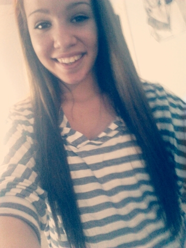 abigailhiness's profile picture. 