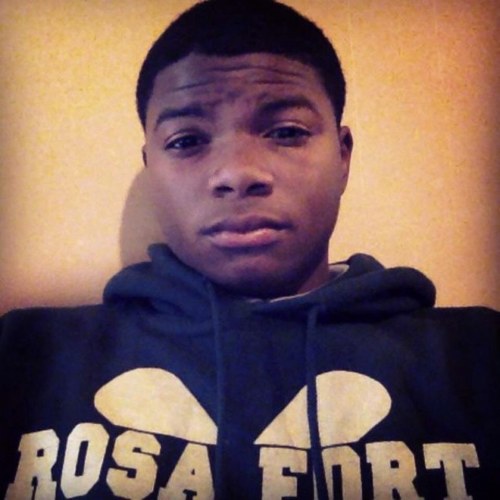 Name: Quentin Age: Stalkin ahhhhh ! Random:Keep calm nd play mii sport  ( Follow Me , I Follow Back )
