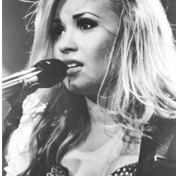 Miley Cyrus♫Demi Lovato♫Selena Gomez♫Justin Bieber♫Hilary Duff♫ Ariana Grande♫Rebecca Black♫Lady GaGa♫Bruno Mars♫Victoria Justice♫ A LOT more :D