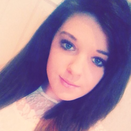 I love @justinbieber so much he is my idol i would do anything for him 3 xxxx