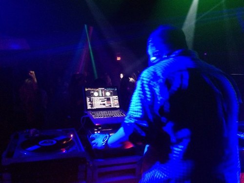 DJENVS's profile picture. Nightclub Dj...Cellphone Guru...Lawn Nazi