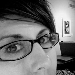 I am the founder and curator of Cullom Gallery, which showcases contemporary works on paper via pop-up shows and gallery collaborations.