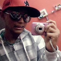Alegre, Feliz, Determinado, Sonhador, Guerreiro, Parceiro, Boleiro, Ousado e Filho de #DEUS