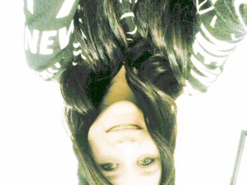 sydnym1998's profile picture. 14 : taken c': : dance : in a band : hmu ?(: