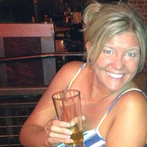 Elementary Teacher, Mom of 2 Crazy Kids and Wife of 1 Crazy Hubby, Husker Fan, Book Lover, Techno Novice, Love to Learn