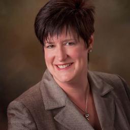 Mom, wife and business owner @entreekitchen, lover of family, small business, music, dancing, my dog!
