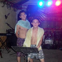 I always wanted to be somebody, but now I realize I should have been more specific ;)) ,,
Dancer @New Jacks Parlayin :)) # aDD mE on FB @Mdc Edmar xD !