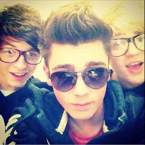 This is a Overload fan/fact account! Owned by @Overstar4Ever and @Overar17!:) Follow us for a follow back!