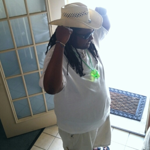 Wats up peeps I finally hit that twitter crack!!!!Let's see if I get HOOKED!!!! IG: BIG334BOY FUK WIT U ME