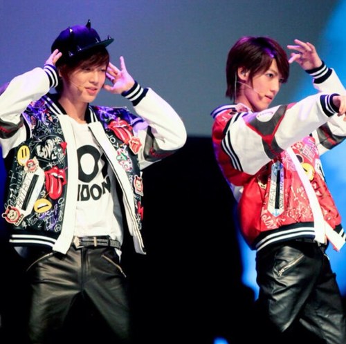fanbase dedicated to @g_boyfriend ♫ donghyun 。hyunseong 。jeongmin 。youngmin 。kwangmin 。minwoo (｡◕‿◕｡) follow my p/a ;; @sujuexobf ヾ(●ω●)ノ