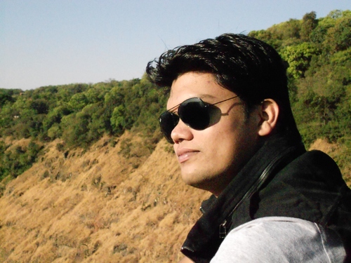 Gaus Momin