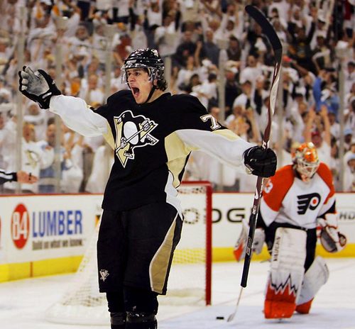 | HHS | 16 | Herriman Hockey | Xbox GB LP | Enhanced Gaming | Netflix | Friends| Steelers | Pittsburgh Penguins | Kyle Bush |