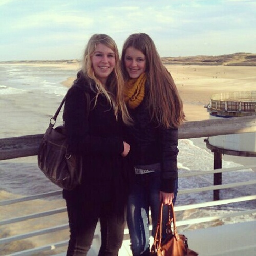 16 jaar // turnen // happy single // strijder voor het leven