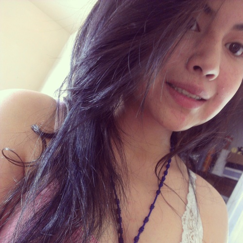 Follow me, ask for a follow back. ♥ http://t.co/QFIL77Fx