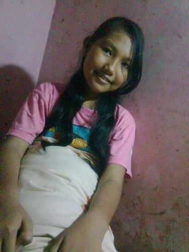 my name is cuddy yanti #33JHS old 14st Effect Class84♥ single very happy #ILOVEMOTHER #ShootMe  ♥ I WANT BOYFRIEND
