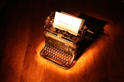 Live in Mumbai and write for a local news agency, love to cook