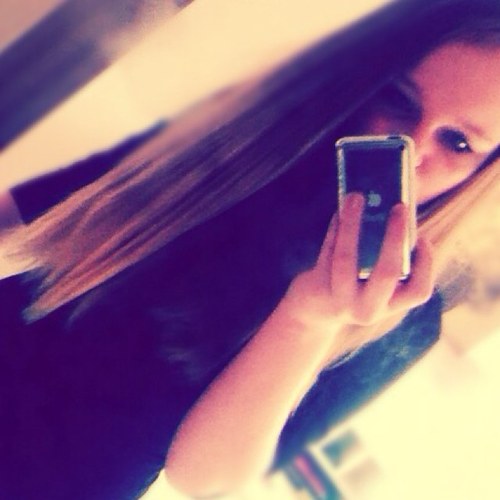 Ikhouvanjelekkerdingxxx 3 Ferhat /  heejx babeyy iloveusomuch! She's mine !! Xx @deempjeex/ Yaww, ik doe houde van deze aapje xx @Oscar_079 / JustinBieber ♡.