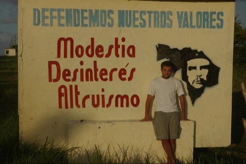 Soyons realistes, faisons l'impossible! (E.Guevara) Je fais parti des 99% - #6èmeRépublique #Constituante #JeSuisSocio - GJ depuis le 17/11/2018